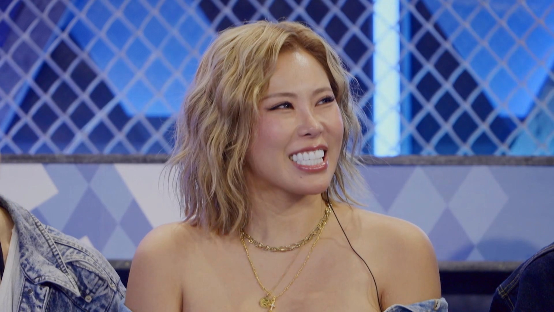 1. 월드 오브 스트릿 우먼 파이터 1회