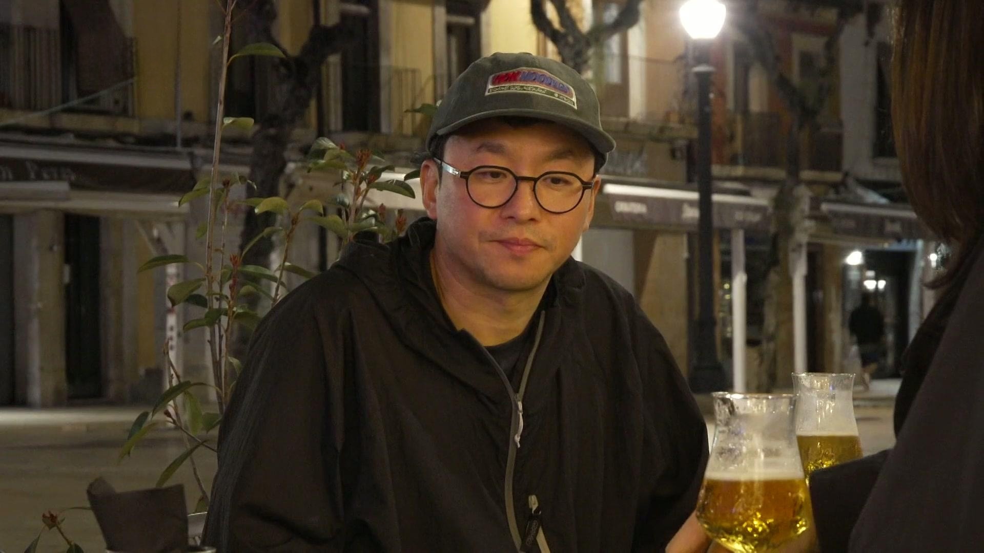 1. 놀이공원 덕후들의 운명적인 첫 만남