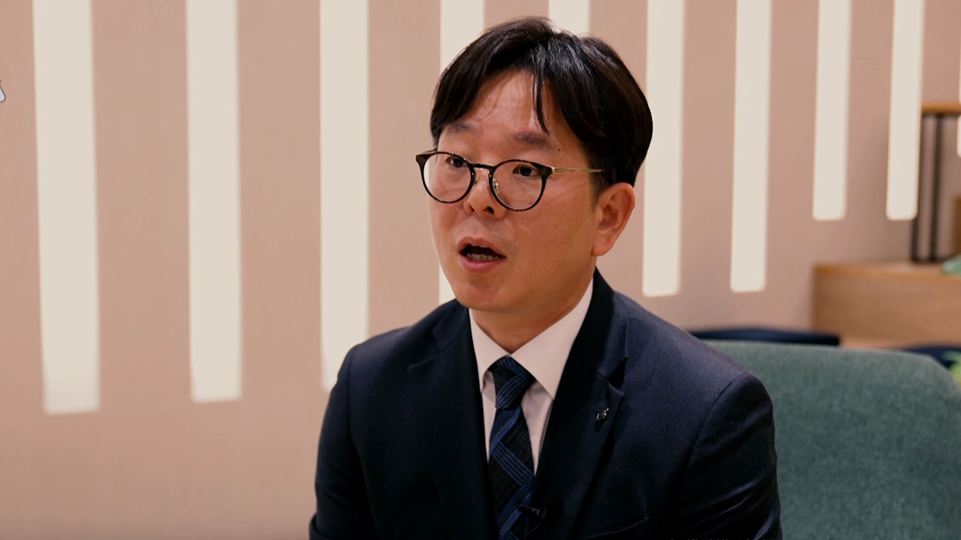 1. 녹색장벽 너머로 RE100 1화