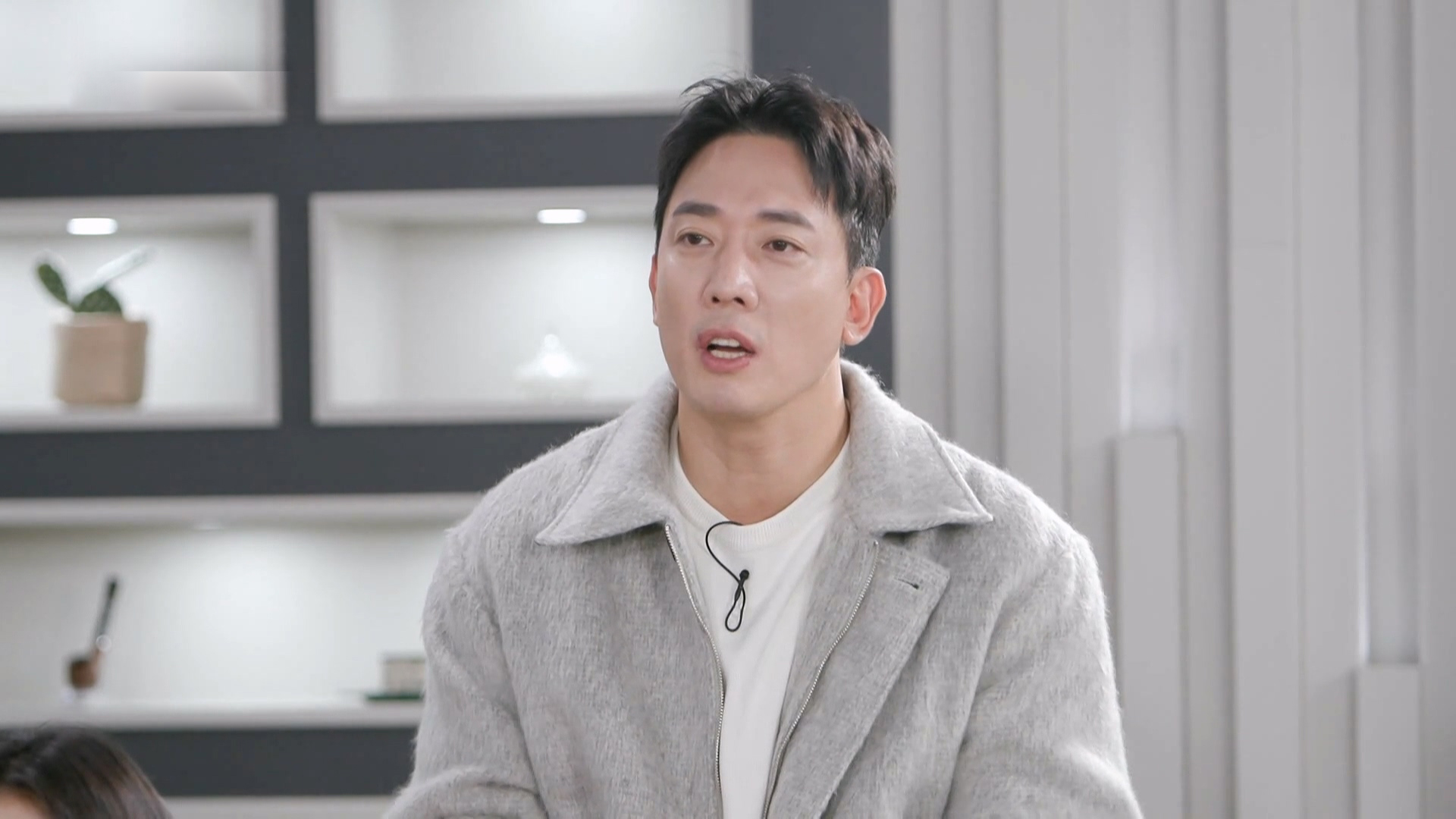 1. 특집 당신이 몰랐던 엑스포 X파일 1화