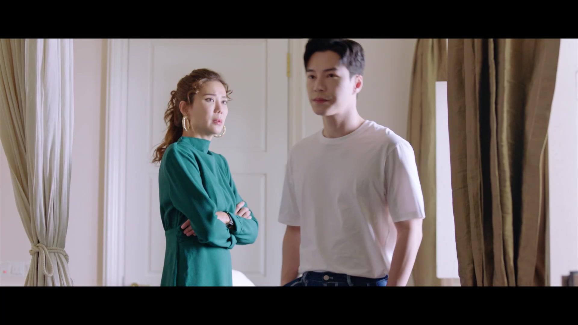 이상한 만남
