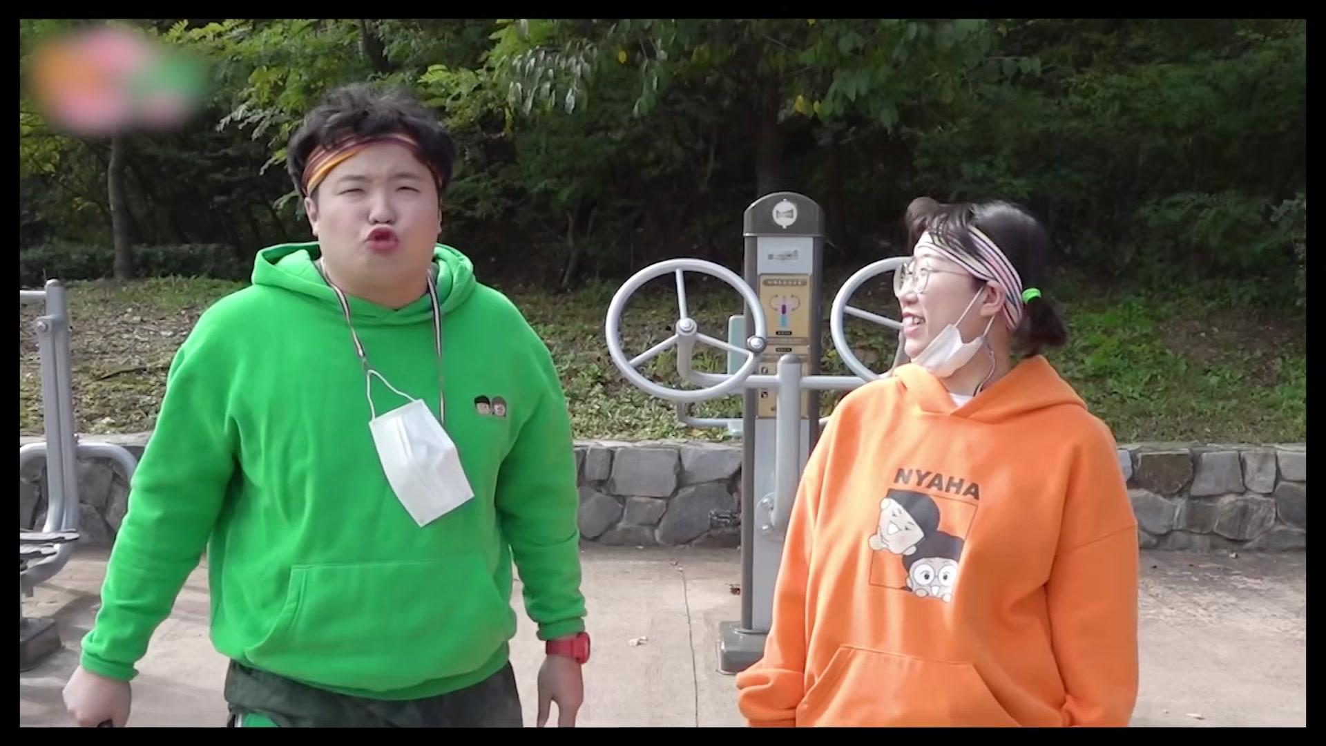 버리는 마스크로 재밌게 놀기! / 배드민턴 칠 때 이런 사람 꼭 있다!